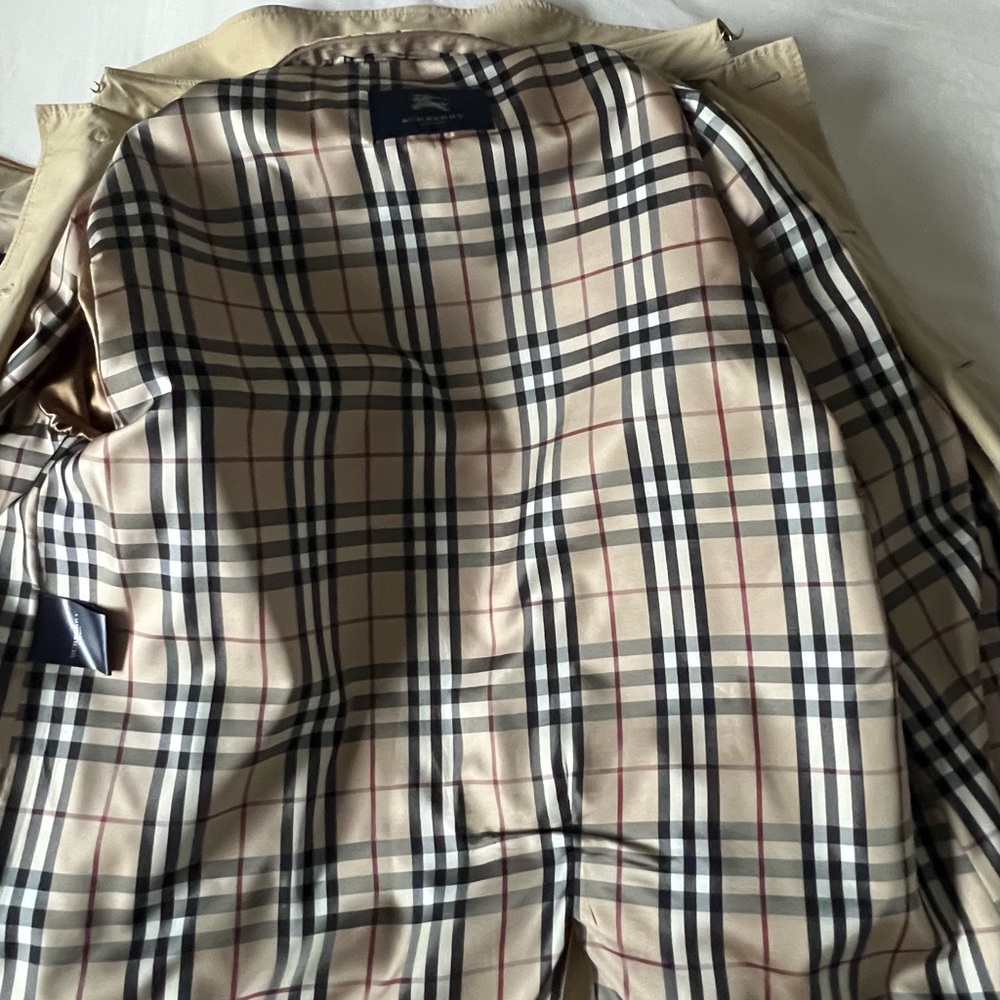 Burberry Beige Trench Coat size 46R men’s - Picture 9 of 14